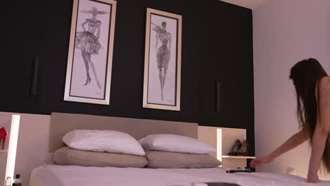    .         . online show from 5, 1, 2025