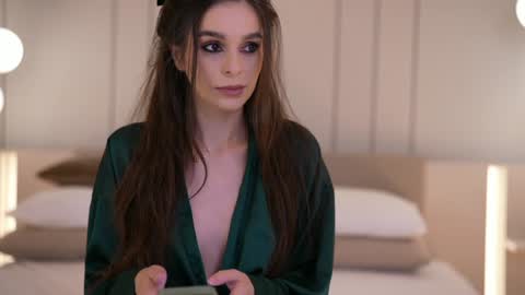    .         . online show from 21, 12, 2025