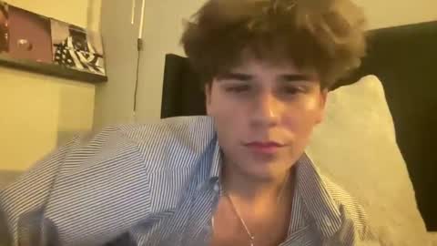 DownLow 22 online show from 27, 9, 2025