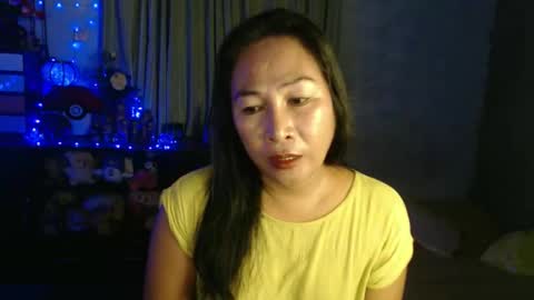doyouwantme143 online show from 16, 4, 2026