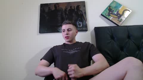 Snapshot of draco_boy2000 chatting on 26, 12, 2024 draco_boy2000 online show from 26, 12, 2024