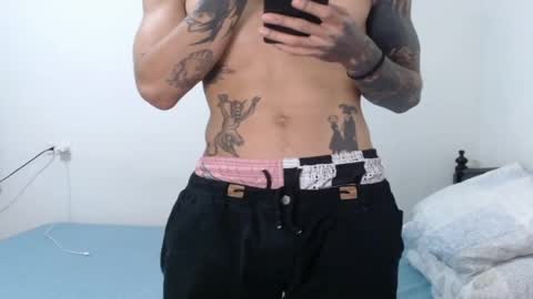 Snapshot of dragon666uwur chatting on 3, 10, 2025 Dragon online show from 3, 10, 2025