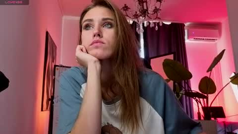 Snapshot of dragon_ink chatting on 14, 7, 2026 Lisbeth Salander online show from 14, 7, 2026