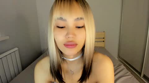 Snapshot of dragon_princesss chatting on 28, 12, 2024 Airi online show from 28, 12, 2024