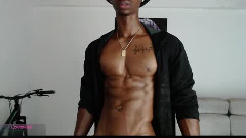 Snapshot of drake_brown_23 chatting on 6, 5, 2026 Drake 23 online show from 6, 5, 2026