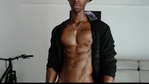 Snapshot of drake_brown_23 chatting on 19, 5, 2026 Drake 23 online show from 19, 5, 2026