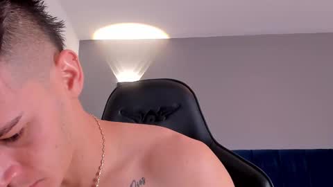 drake_carter1 online show from 11, 2, 2025