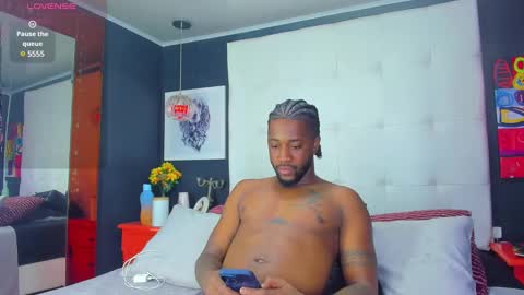 ---Drake--- online show from 8, 2, 2025