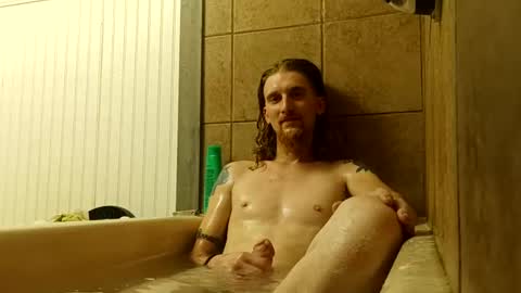 Snapshot of drakecloude96 chatting on 7, 10, 2025 drakecloude96 online show from 7, 10, 2025