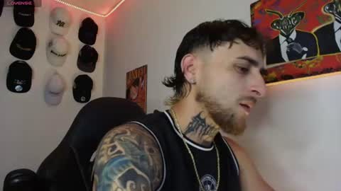 Snapshot of drako_lives_show chatting on 8, 7, 2026 - NEW ACCOUNT Independent model online show from 8, 7, 2026