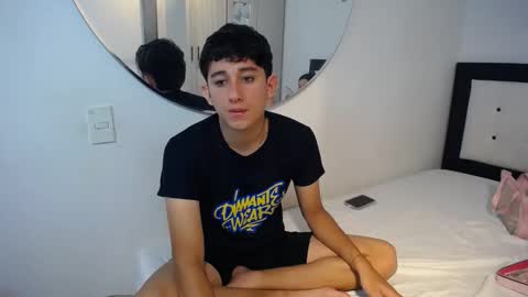 -- nicolle and jhon -- online show from 23, 11, 2025