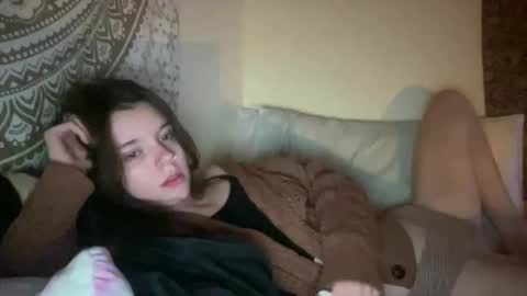 Snapshot of dream1girl_ chatting on 10, 4, 2026 ur dream girl online show from 10, 4, 2026
