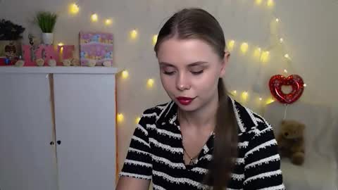 Mari online show from 11, 9, 2025