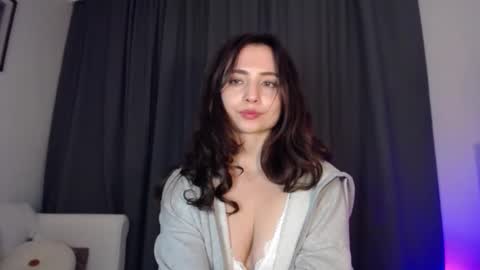 Snapshot of dream_nicole02 chatting on 19, 12, 2024 Nicole online show from 19, 12, 2024