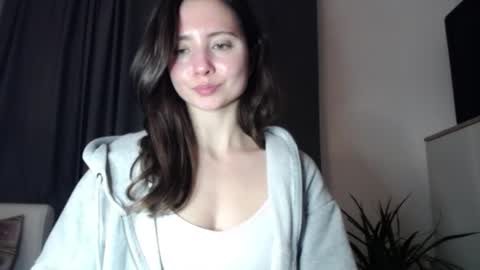 Snapshot of dream_nicole02 chatting on 3, 12, 2025 Nicole online show from 3, 12, 2025