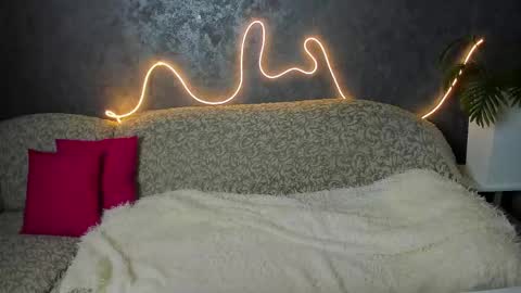 Olivia online show from 3, 6, 2026