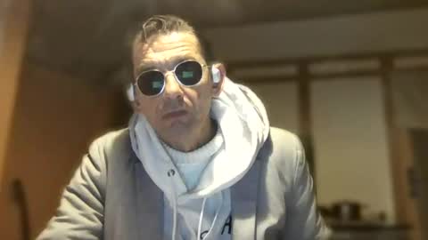 Dreambob online show from 1, 12, 2025