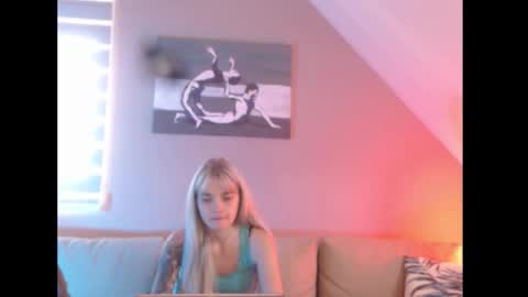 A girl online show from 23, 9, 2025