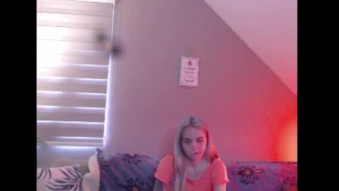 Snapshot of dreamcatcherfantasy chatting on 30, 3, 2026 A girl online show from 30, 3, 2026