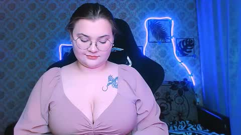 dreamforyoue2 online show from 7, 2, 2026