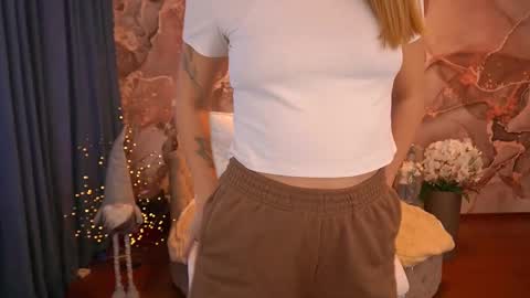 Lina online show from 20, 12, 2024