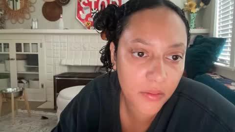 Snapshot of dreamyriri chatting on 26, 10, 2025 RIRI OR DREAMY online show from 26, 10, 2025