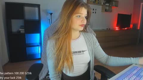 Snapshot of dreamysoul chatting on 16, 12, 2024 my name is Lia online show from 16, 12, 2024
