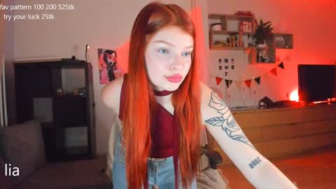 Snapshot of dreamysoul chatting on 5, 2, 2025 my name is Lia online show from 5, 2, 2025