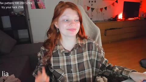Snapshot of dreamysoul chatting on 7, 2, 2025 my name is Lia online show from 7, 2, 2025