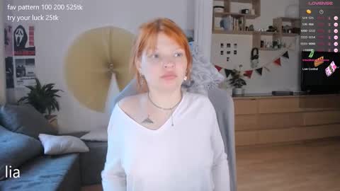 Snapshot of dreamysoul chatting on 29, 9, 2025 my name is Lia online show from 29, 9, 2025