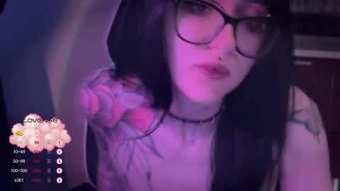 Tara  Sonny online show from 16, 9, 2025