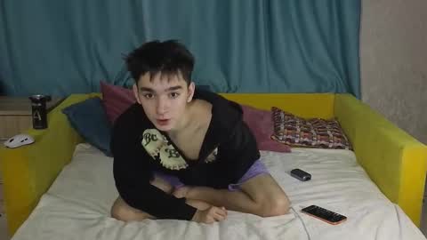 Mark online show from 5, 2, 2026