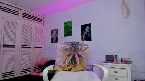 drippyorlove online show from 17, 12, 2025