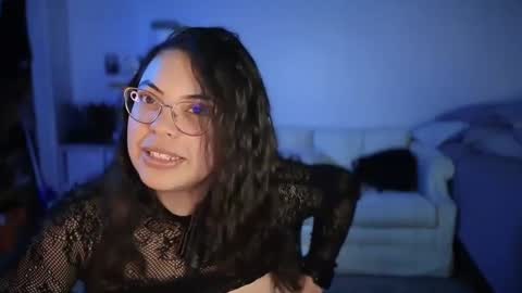 Snapshot of drizzypeach602 chatting on 13, 12, 2024 Drizzypeach602 online show from 13, 12, 2024