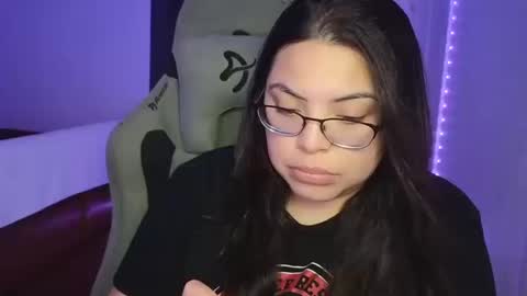 Snapshot of drizzypeach602 chatting on 20, 10, 2025 Drizzypeach602 online show from 20, 10, 2025