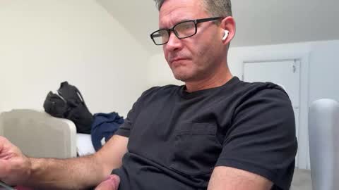 Nick online show from 6, 10, 2025