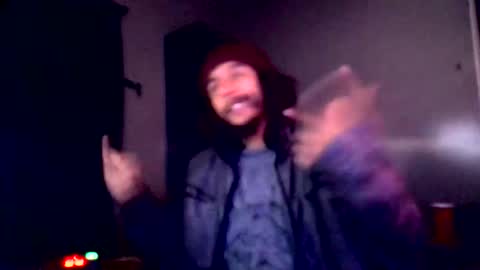 Snapshot of drogoloko233 chatting on 30, 11, 2025 drogo lpkp online show from 30, 11, 2025