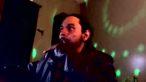 Snapshot of drogoloko233 chatting on 22, 12, 2025 drogo lpkp online show from 22, 12, 2025