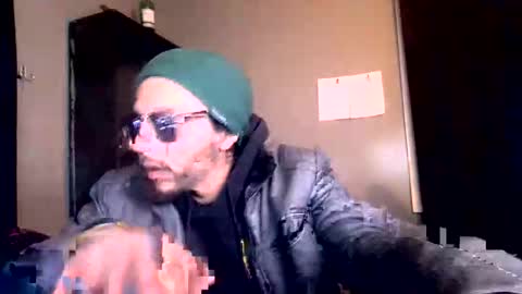 Snapshot of drogoloko233 chatting on 1, 2, 2026 drogo lpkp online show from 1, 2, 2026