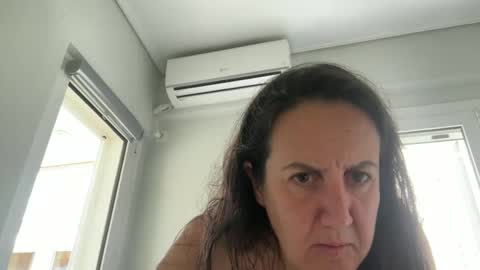 Snapshot of drresa chatting on 5, 5, 2026 Dr. Resa online show from 5, 5, 2026