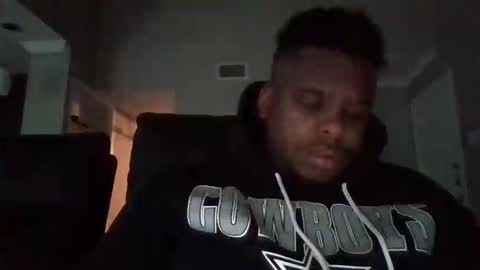 Snapshot of dsmoov_ chatting on 4, 12, 2025 SmoovFanz online show from 4, 12, 2025