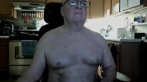 Snapshot of duderest chatting on 8, 3, 2026 duderest online show from 8, 3, 2026