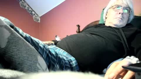 Doug online show from 27, 4, 2026