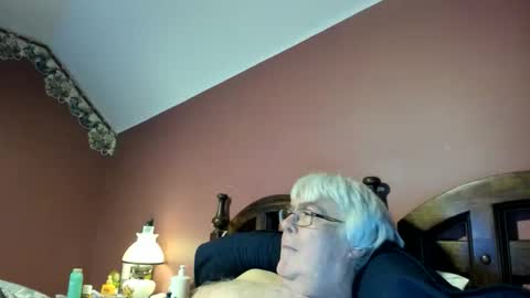 Snapshot of dug38 chatting on 14, 5, 2026 Doug online show from 14, 5, 2026