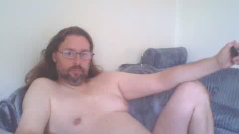 Snapshot of dukenucum73 chatting on 5, 7, 2026 chris online show from 5, 7, 2026