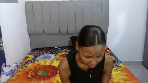 Snapshot of dulce_camx chatting on 10, 7, 2026 dulce_camx online show from 10, 7, 2026