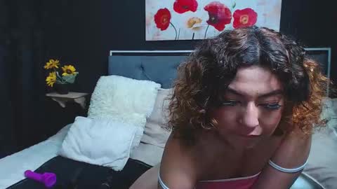 Snapshot of dulce_celeste15 chatting on 7, 12, 2024 C E L E S T E online show from 7, 12, 2024