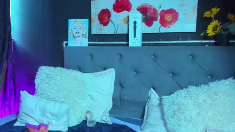 Snapshot of dulce_celeste15 chatting on 20, 1, 2025 C E L E S T E online show from 20, 1, 2025