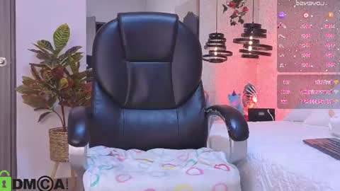 Snapshot of dulce_isabel_ chatting on 7, 7, 2026 dulce_isabel_ online show from 7, 7, 2026