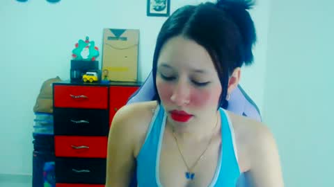 dulce_mauren online show from 22, 11, 2025